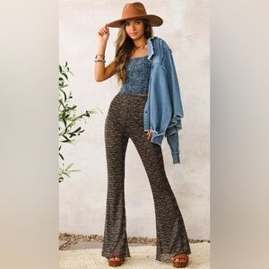 Willow & Root Mesh Flare Stretch Pants